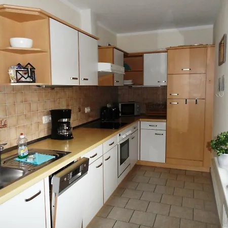 Ferienwohnungen In Idyllischer Lage In Den Kaiserbaedern Heringsdorf  Exterior photo